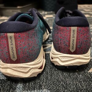 Mizuno Wave Inspire Running Shoes